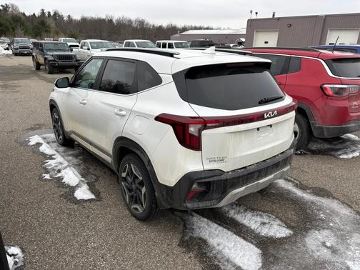 2024 Kia Seltos SX