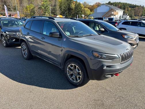 2022 Jeep Cherokee Trailhawk