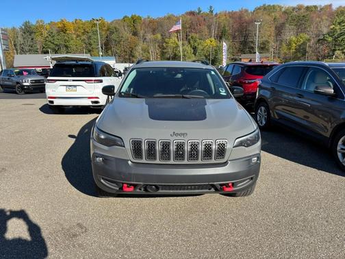 2022 Jeep Cherokee Trailhawk