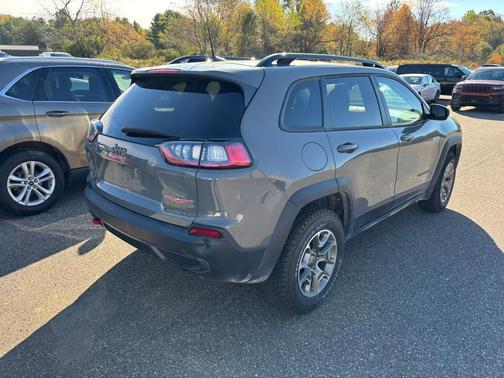 2022 Jeep Cherokee Trailhawk