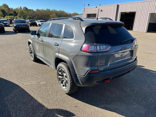 2022 Jeep Cherokee Trailhawk