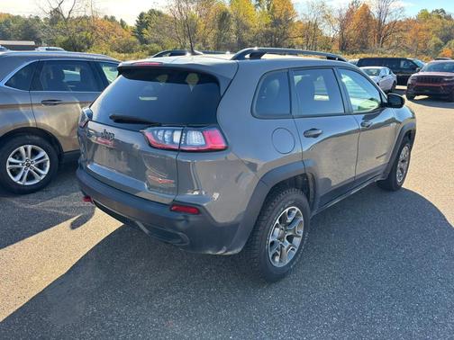 2022 Jeep Cherokee Trailhawk