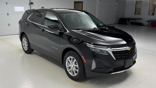 Mosaic Black Metallic 2024 Chevrolet Equinox LT