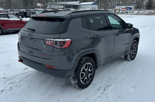 2024 Jeep Compass Trailhawk