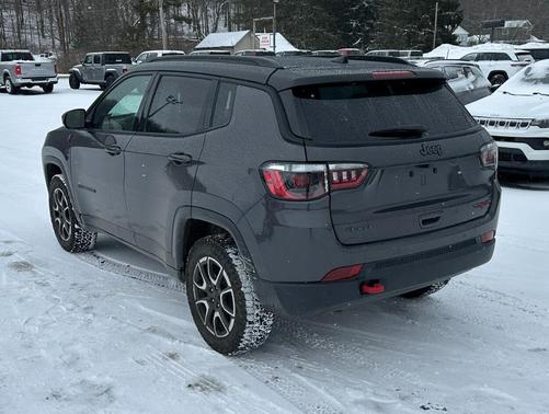 2024 Jeep Compass Trailhawk