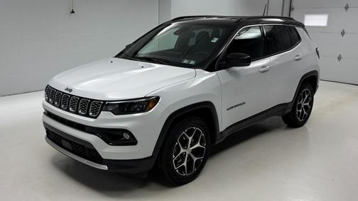 Bright White Clearcoat 2024 Jeep Compass Limited