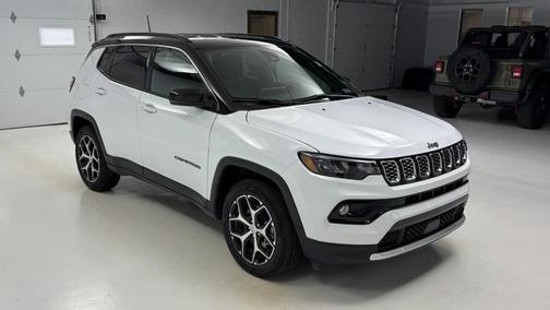 Bright White Clearcoat 2024 Jeep Compass Limited