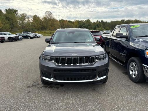 2021 Jeep Grand Cherokee L Laredo