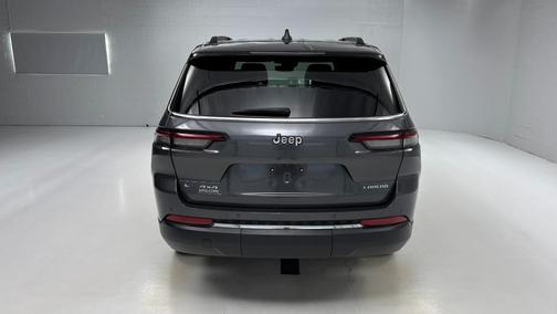 2021 Jeep Grand Cherokee L Laredo
