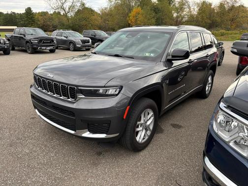 2021 Jeep Grand Cherokee L Laredo