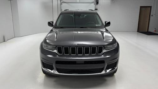 2021 Jeep Grand Cherokee L Laredo