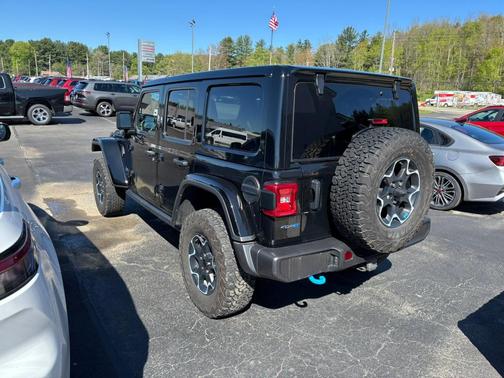 Black Clearcoat 2023 Jeep Wrangler 4xe Rubicon