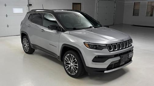 Billet Silver Metallic Clearcoat 2023 Jeep Compass Limited