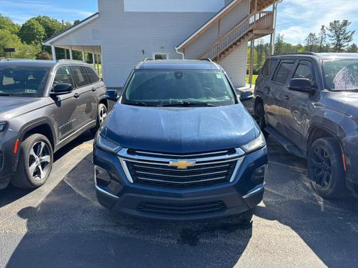 Northsky Blue Metallic 2023 Chevrolet Traverse LT Leather