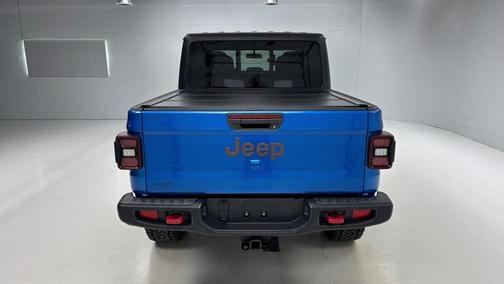 Hydro Blue Pearlcoat 2021 Jeep Gladiator Rubicon