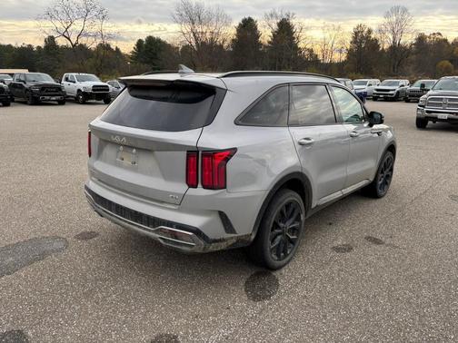 2023 Kia Sorento SX