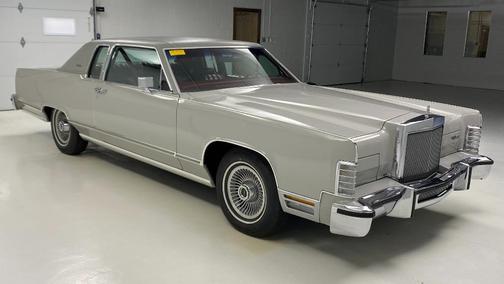 1979 Lincoln Town Car 