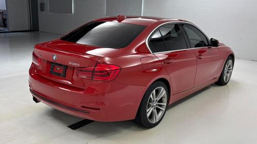 2018 BMW 330 i xDrive