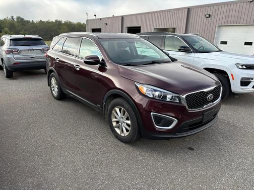 2018 Kia Sorento LX