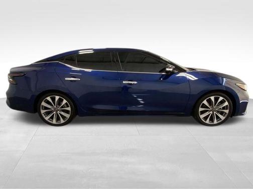 2023 Nissan Maxima Platinum