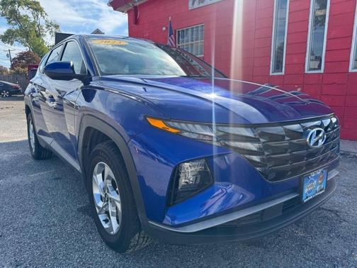 2023 Hyundai TUCSON SE