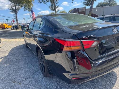 2023 Nissan Altima S FWD