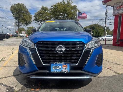 2023 Nissan Kicks S