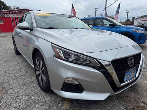2022 Nissan Altima 2.5 SV