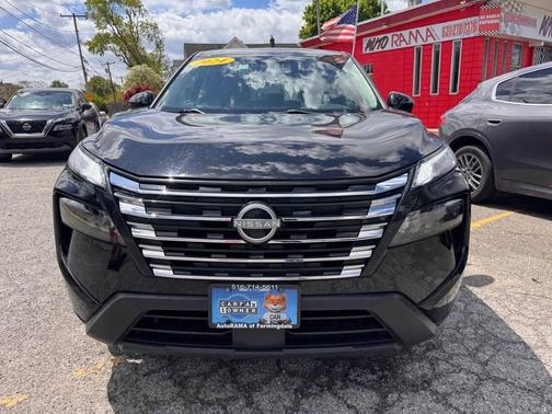 Super Black 2024 Nissan Rogue SV