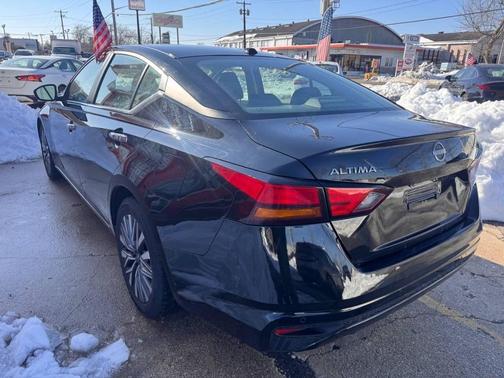 2023 Nissan Altima 2.5 SV