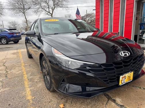 2021 Hyundai ELANTRA SEL