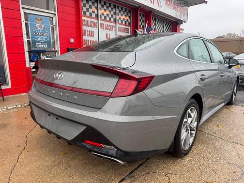 2023 Hyundai SONATA SEL