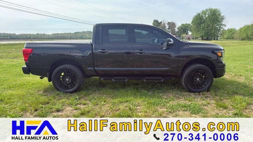 Magnetic Black 2018 Nissan Titan SV