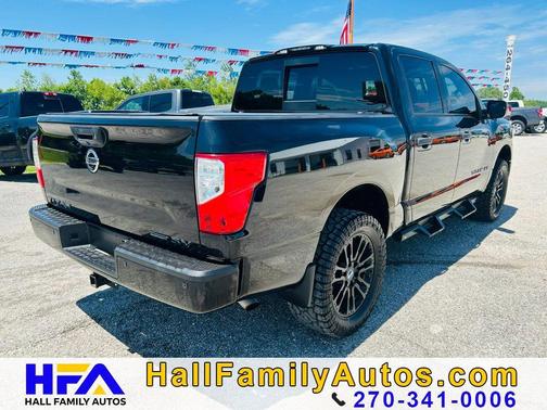 Magnetic Black 2018 Nissan Titan SV