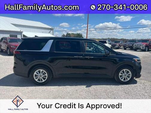 2023 Kia Carnival LX