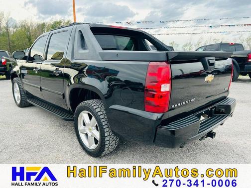 Black 2011 Chevrolet Avalanche 1500 LS