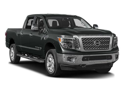 2016 Nissan Titan XD SL