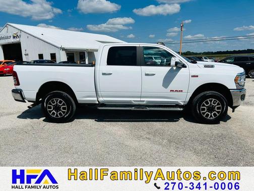 Bright White Clearcoat 2021 RAM 2500 Big Horn Crew Cab 4x4 6'4' Box