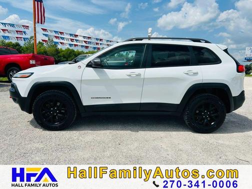 Bright White Clearcoat 2016 Jeep Cherokee Sport