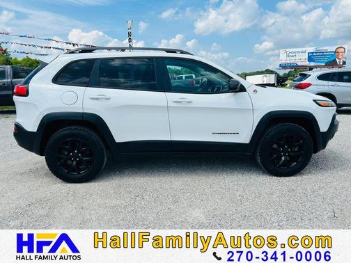 Bright White Clearcoat 2016 Jeep Cherokee Sport