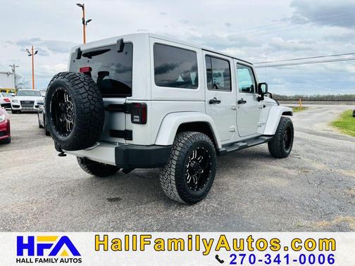 2012 Jeep Wrangler Unlimited Sahara