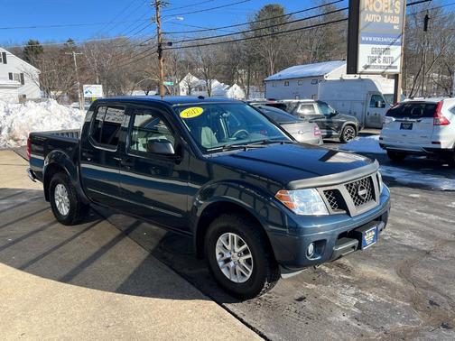2017 Nissan Frontier SV
