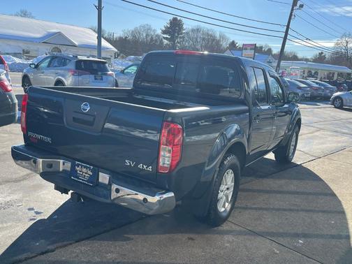 2017 Nissan Frontier SV