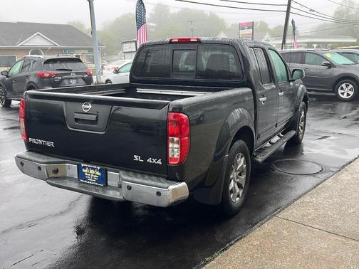 2019 Nissan Frontier SL
