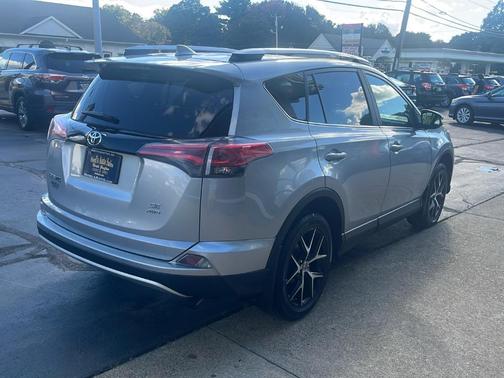 2016 Toyota RAV4 SE