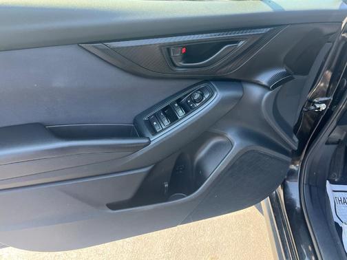 Crystal Black Silica 2018 Subaru Crosstrek 2.0i Premium