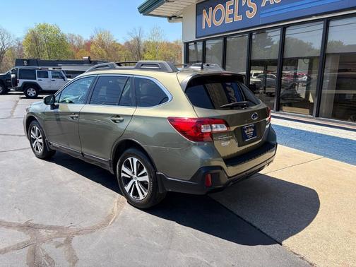 Wilderness Green Metallic 2019 Subaru Outback 2.5i Limited