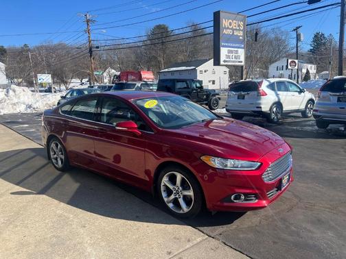2014 Ford Fusion SE