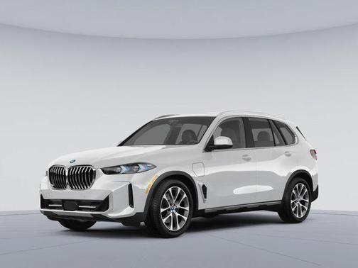 Mineral White Metallic 2026 BMW X5 PHEV xDrive50e