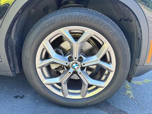 Black Sapphire Metallic 2024 BMW X3 sDrive30i